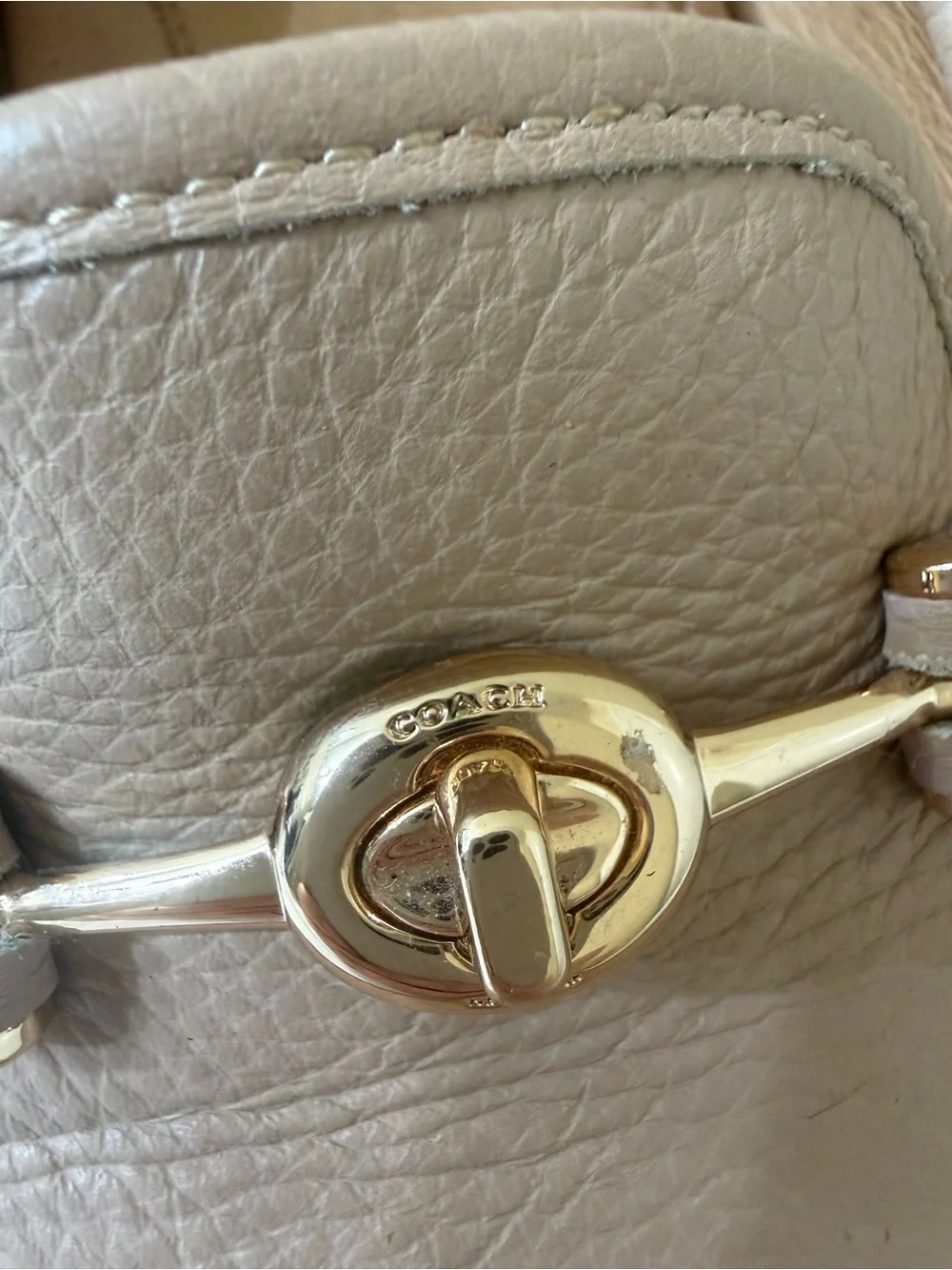 Coach 10 Classic Women's Tan Leather Driving Loafers Gold Bit Hardware Preppy